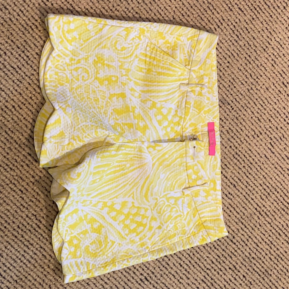 Lemon Yellow Lily Pulitzer Shorts!
